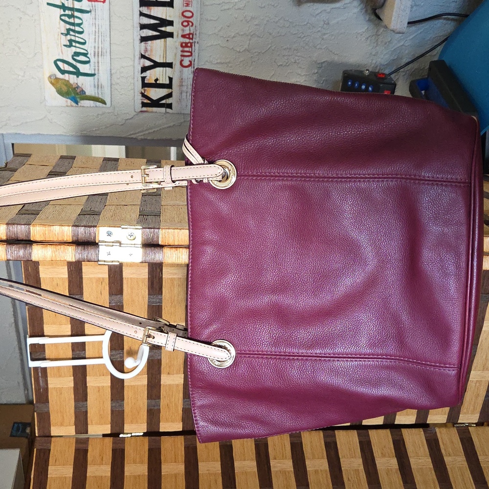 Michael Kors tote Burgundy - Picture 4 of 9